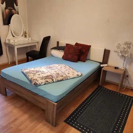 شقة Hbs Bestpreis- Leistung, Naehe City, Mit Parkplatz, Sie Waehlen 1 Oder 2 Grosse Fuer 1- 5 Personen Grosse Kueche, Bad Einfach Und Gut هالبيرشتادت