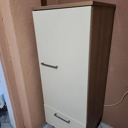 Apartment Hbs Bestpreis- Leistung, Naehe City, Bis 5 Personen, 2 Grosse Zimmer, Grosse Kueche, Bad Einfach Und Gut Halberstadt